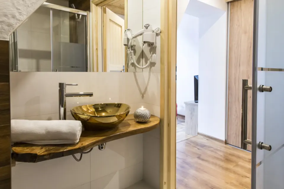 The Gold Suite