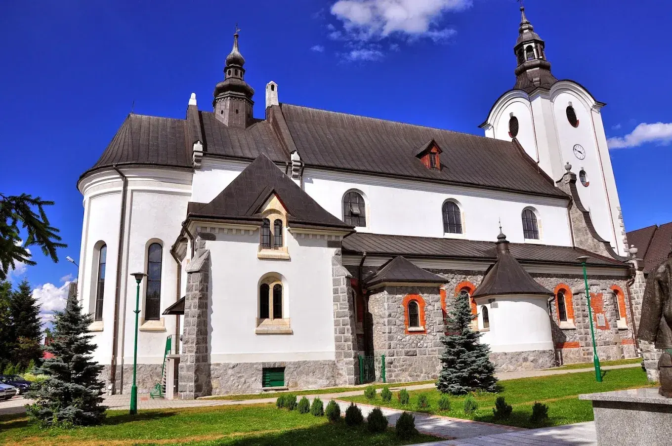 Kościół pw. św. Marii Magdaleny w Poroninie